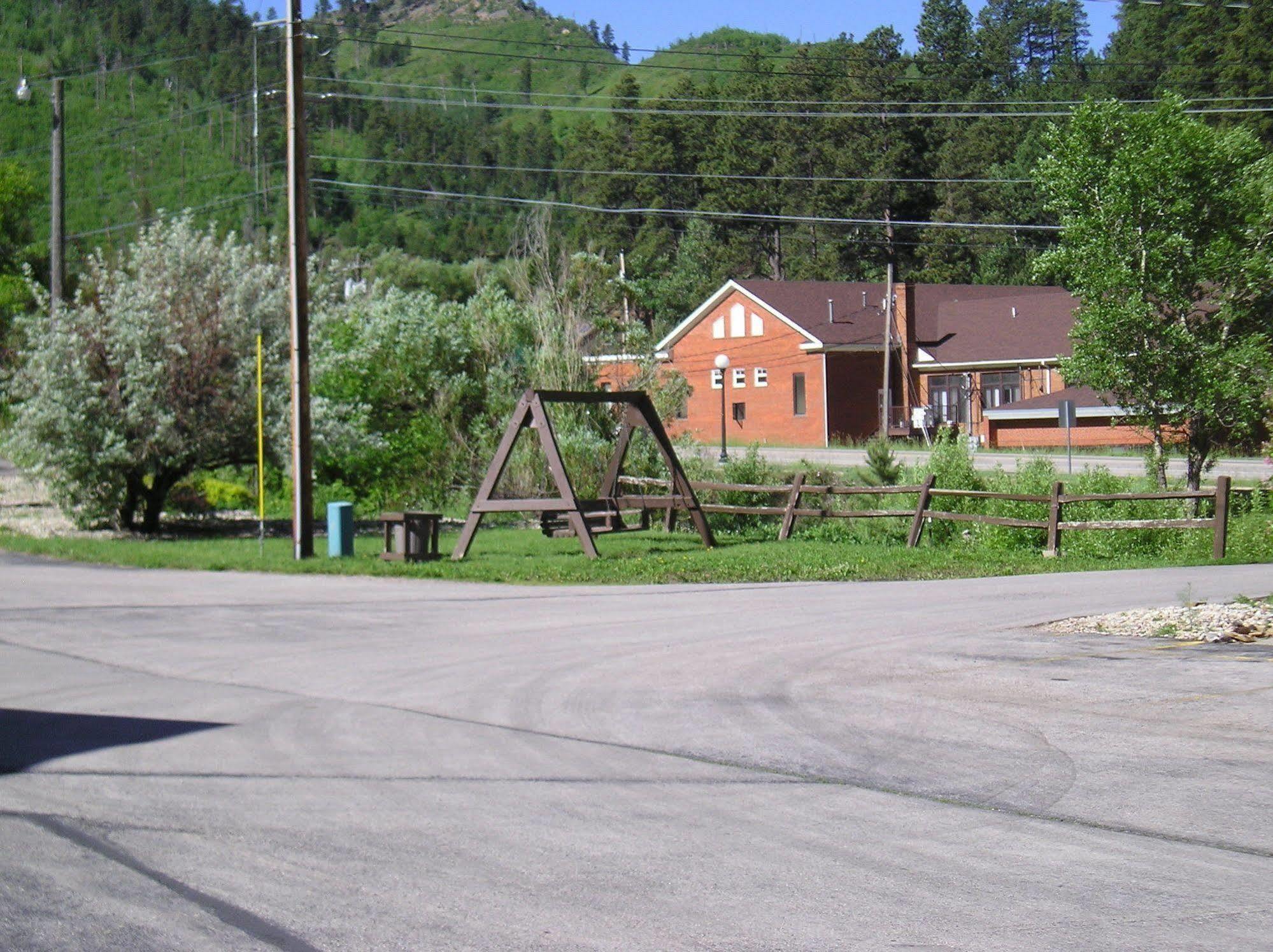 Black Hills Inn & Suites Deadwood Exterior photo